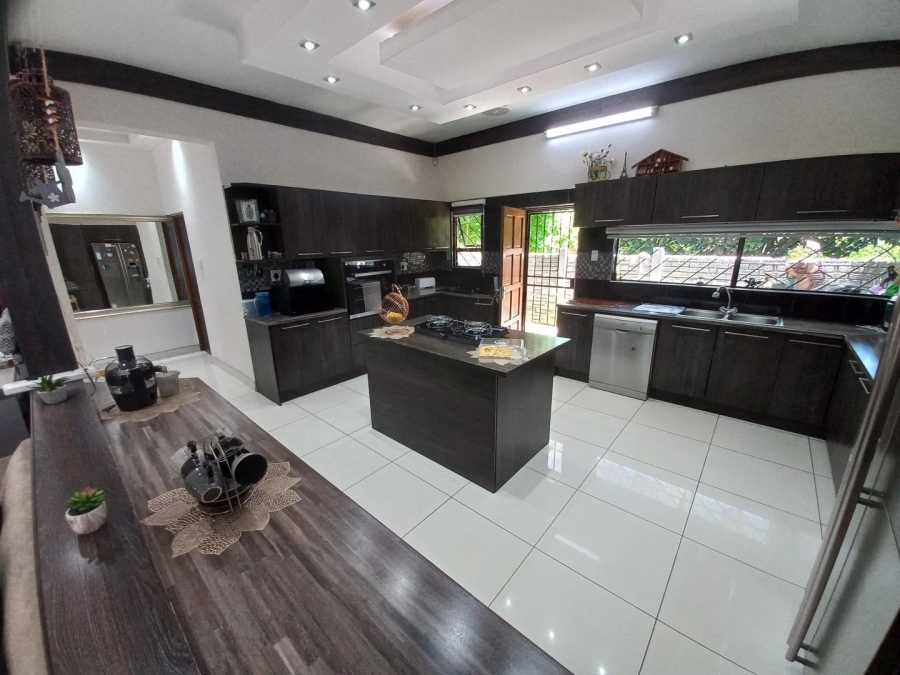 7 Bedroom Property for Sale in Ladybrand Free State